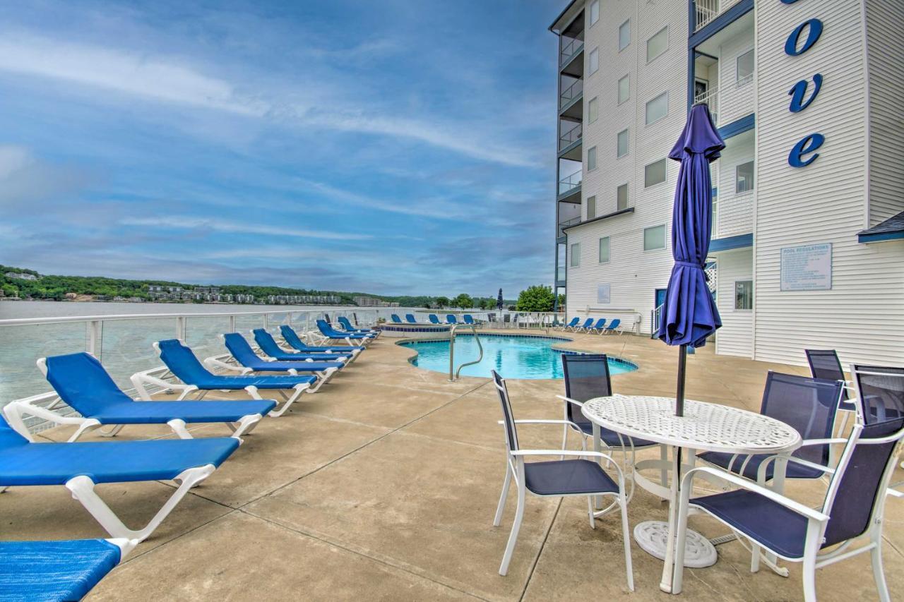 Breezy Lake Ozark Escape Dock, Slip And Pool! Екстер'єр фото